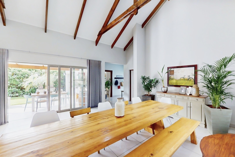 3 Bedroom Property for Sale in Kraaibosch Western Cape